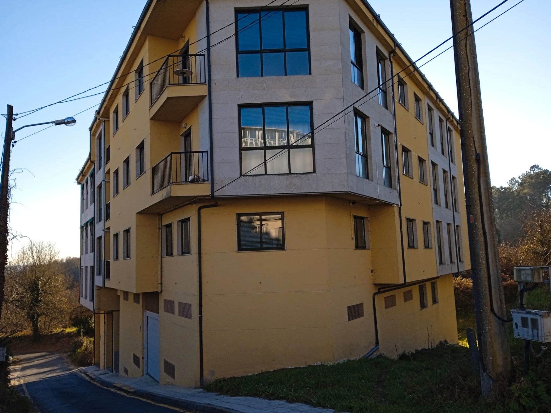 Exterior view of Planta baja for sale in O Carballiño    with Heating and Furnished