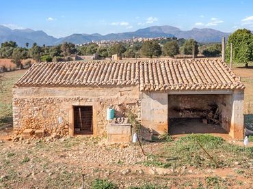 Casa rústica amb piscina en venda a Búger