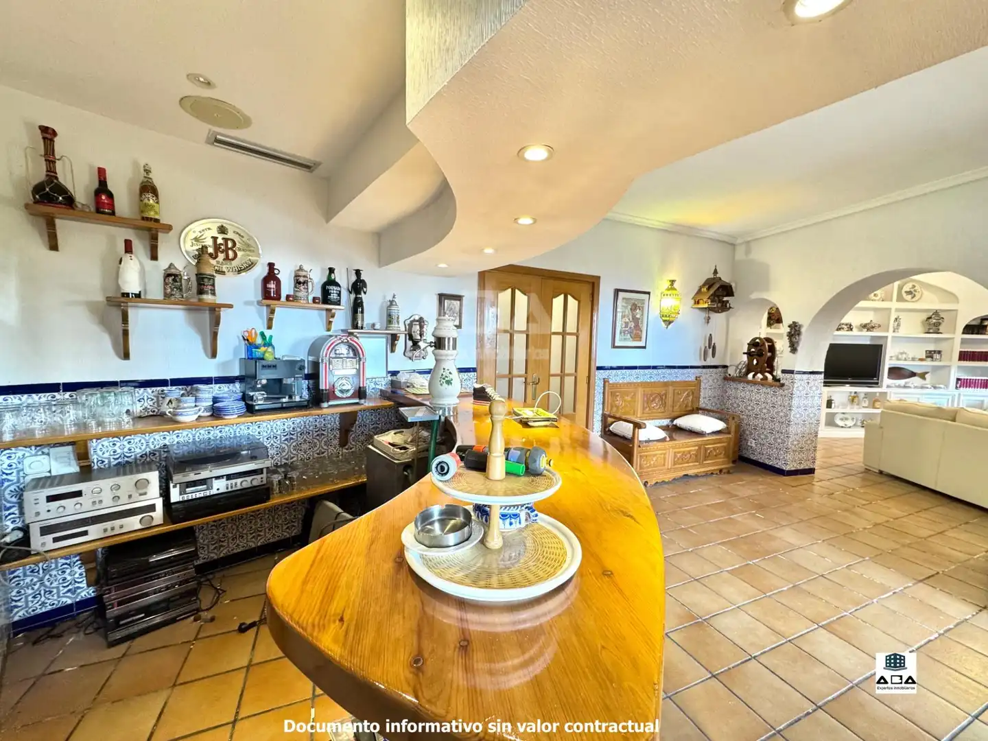 Casa o chalet en venta en Poyales del Hoyo con Aire acondicionado, Calefacción y Jardín privado