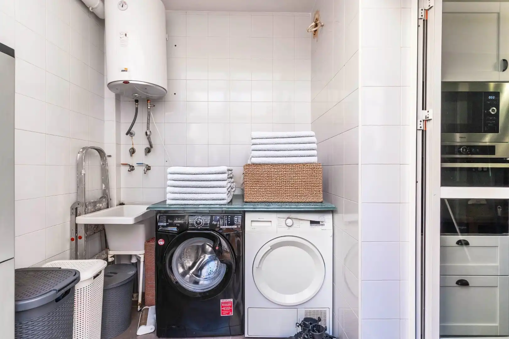 Bathroom of Detached homes for sale in Roquetas de Mar