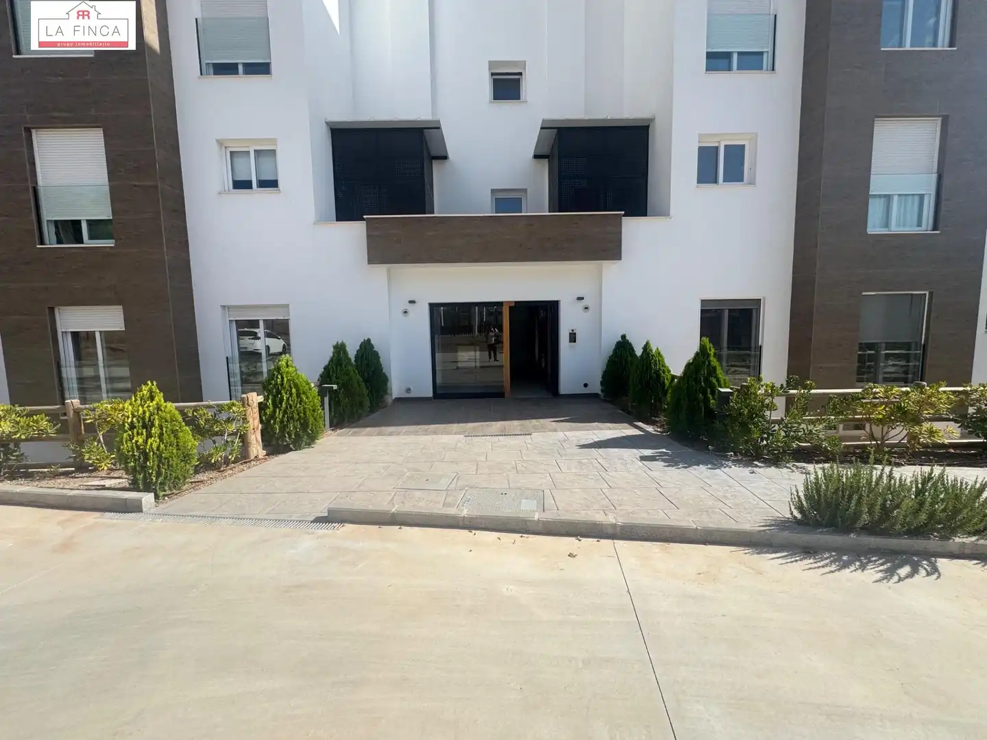 Vista exterior de Planta baixa en venda en Málaga amb Aire condicionat, Jardí privat i Terrassa