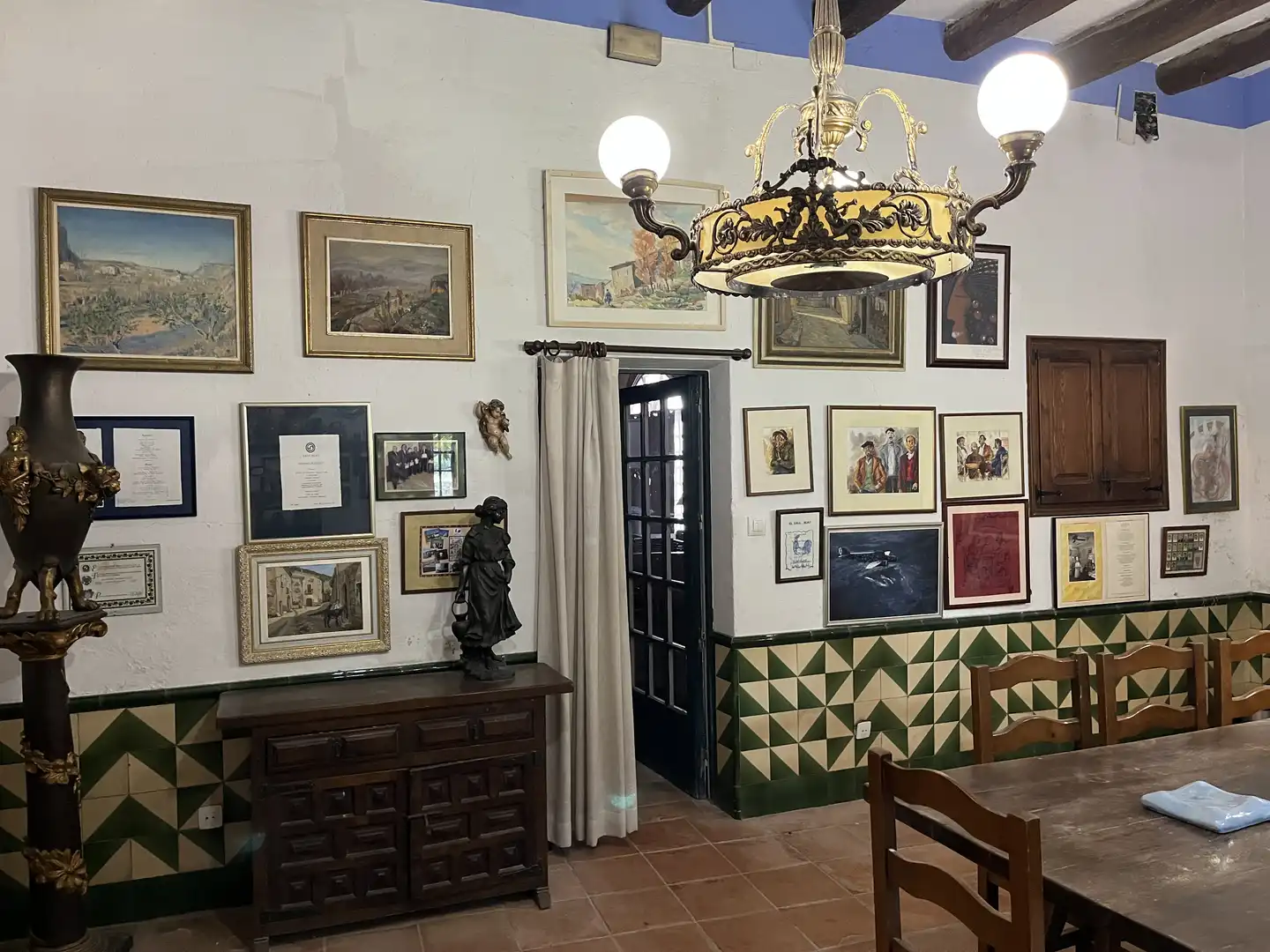 Menjador de Local de lloguer en Capellades
