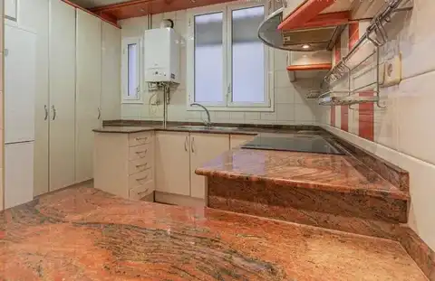 Flat with terrace for sale in Avinguda de Roma 56, imagen 13