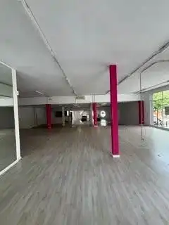 Local comercial en venta en Llevant, imagen 2