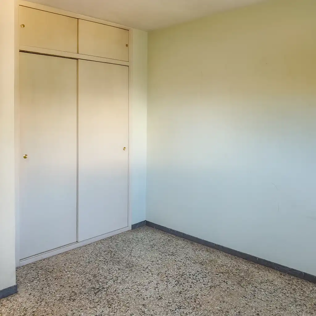 Piso en venta en Santa Cruz de Tenerife con Balcón y Alarma
