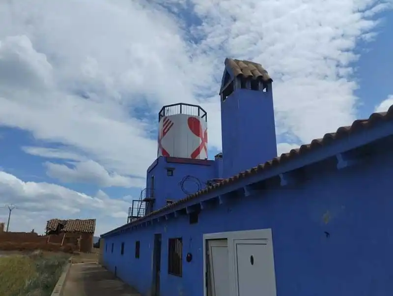 Vista exterior de Local en venta en Romanos