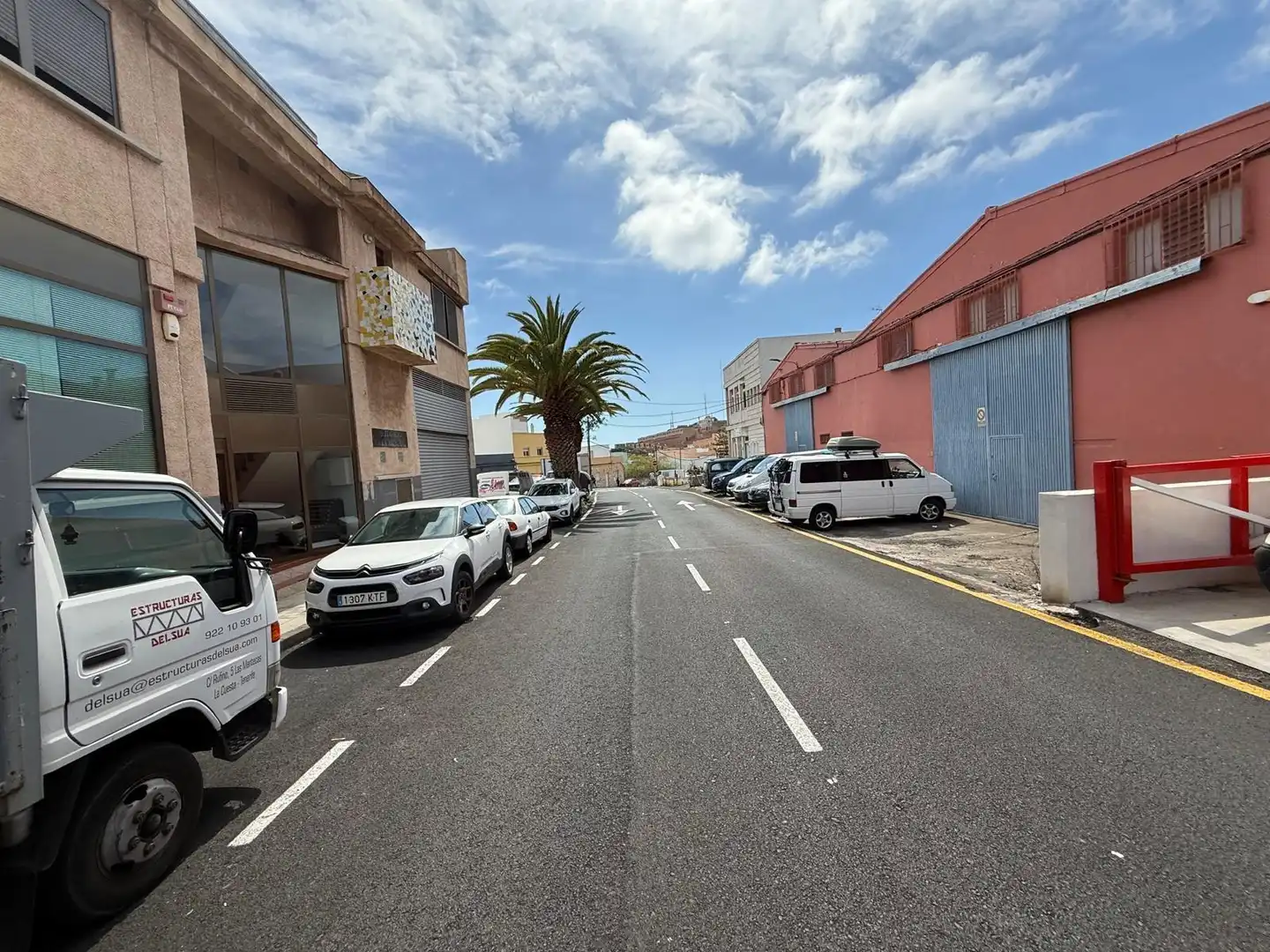 Exterior view of Commercial properties for sale in San Cristóbal de la Laguna  with Air Conditioner and Furnished