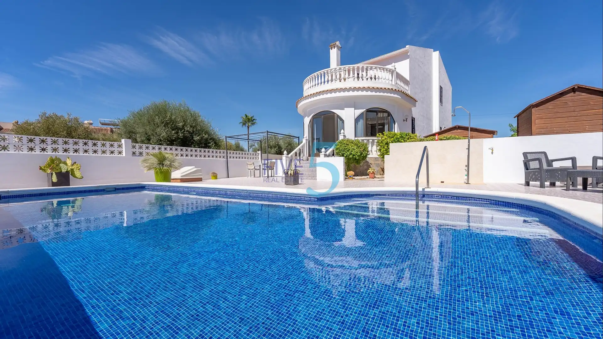 Casa con piscina in vendita a Benijófar