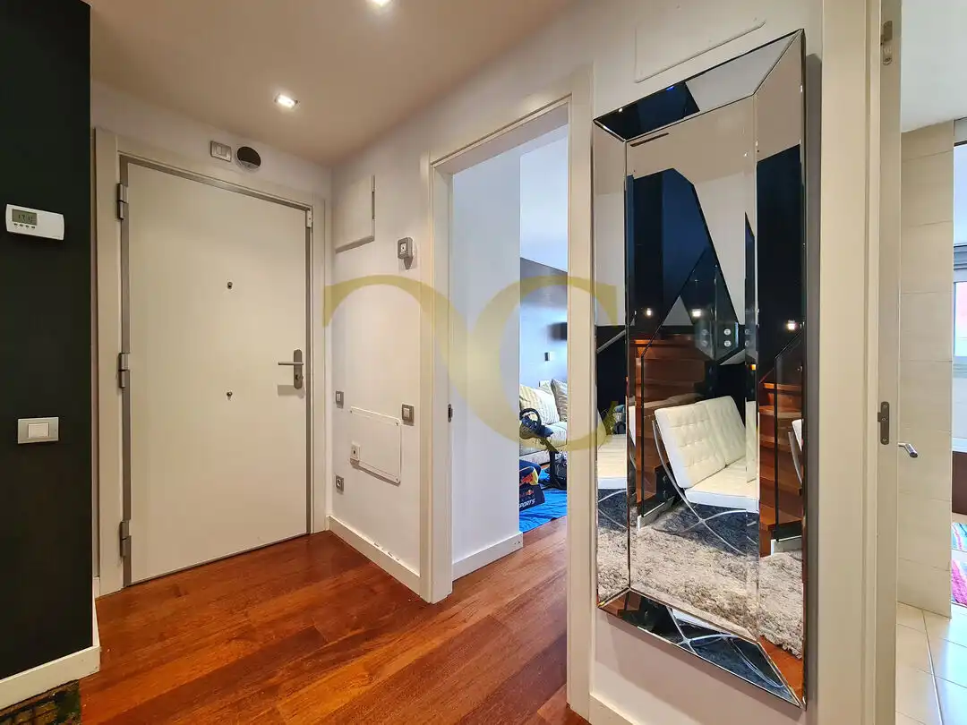 Maisonette zum Verkauf in Oviedo  mit Heizung, Privatgarten und Terrasse