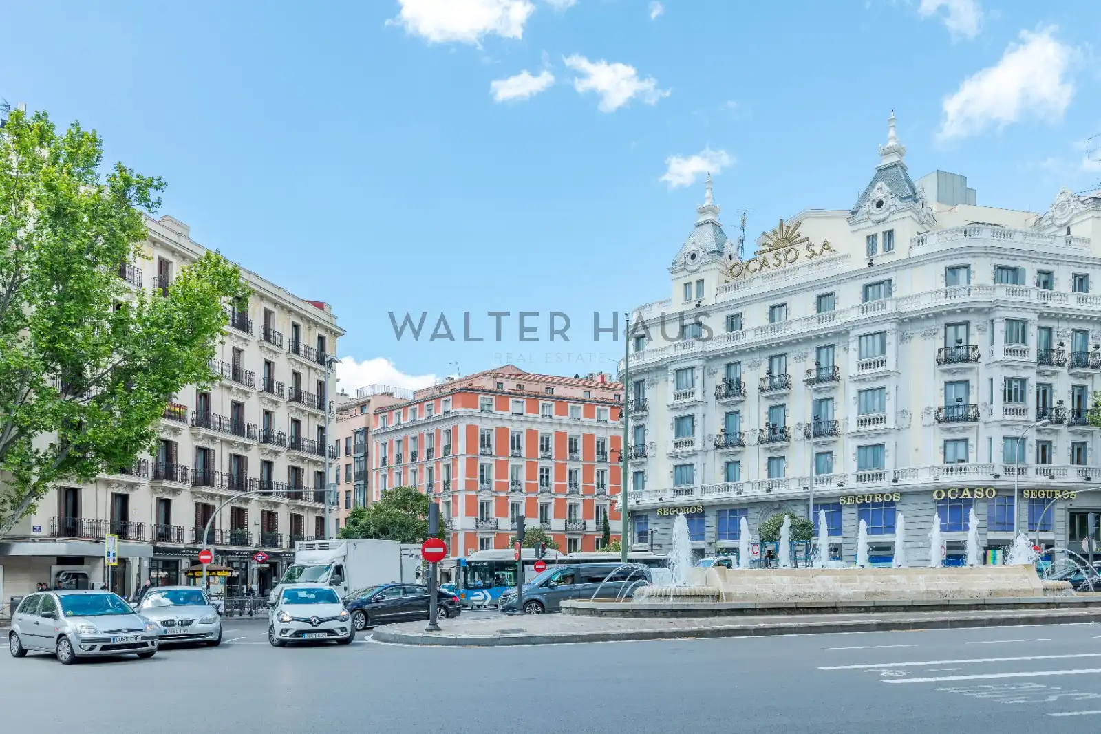 Vista exterior de Pis en venda en Madrid amb Aire condicionat, Moblat i Forn