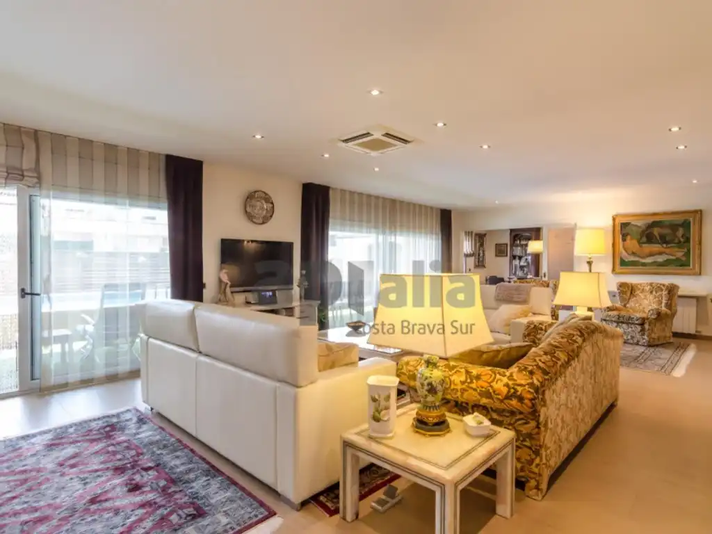 Apartment with lift for sale in Calle Canonge Domenech, imagen 7