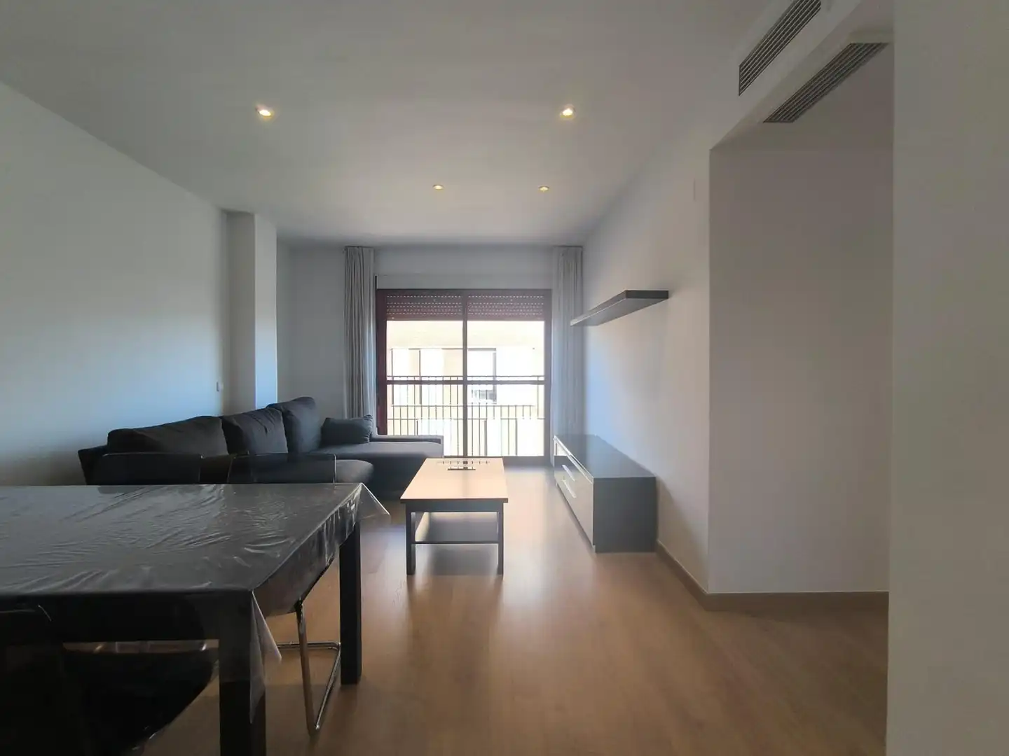 Flat for rent in JUAN CARLOS I, Juan Carlos I