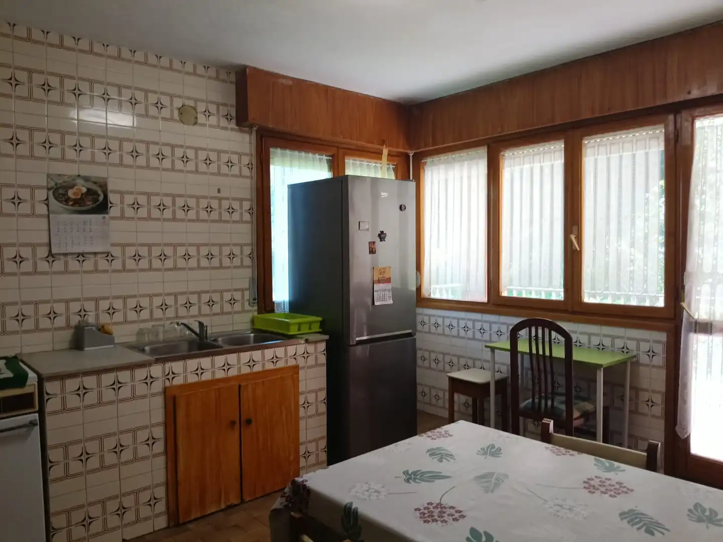 Cuina de Casa o xalet en venda en Ampuero amb Jardí privat, Terrassa i Moblat