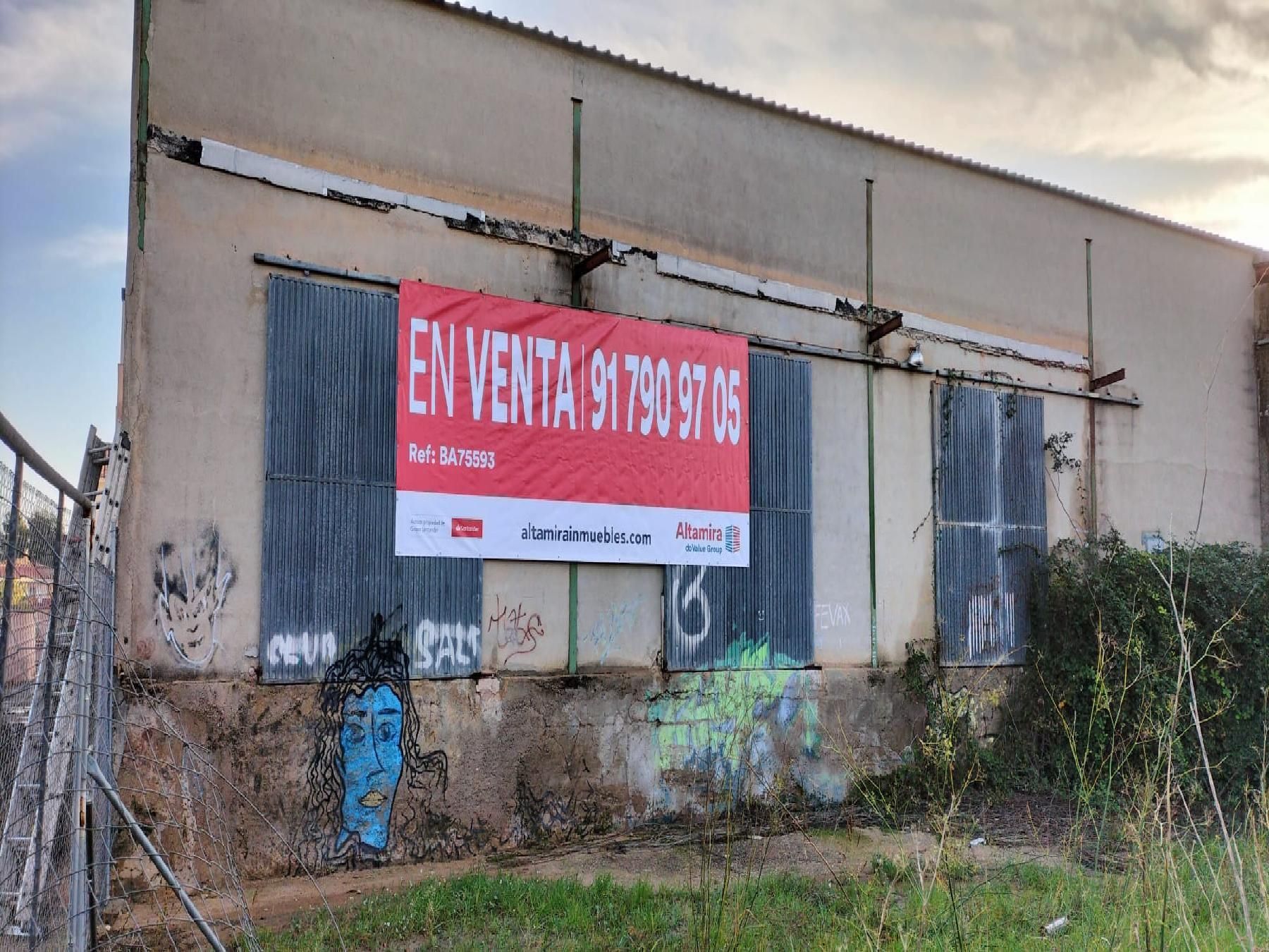 Nau industrial en venda a Càlig