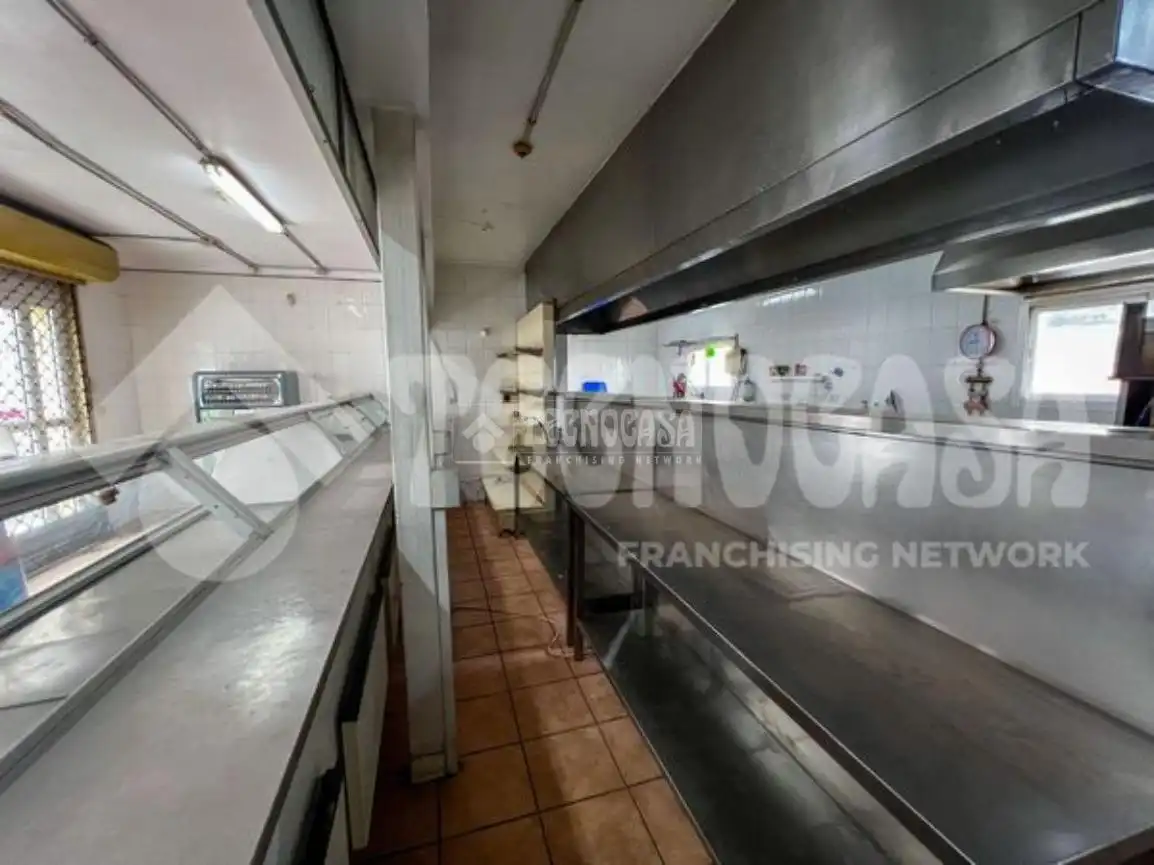 Local en venta en Los Tarahales - La Paterna
