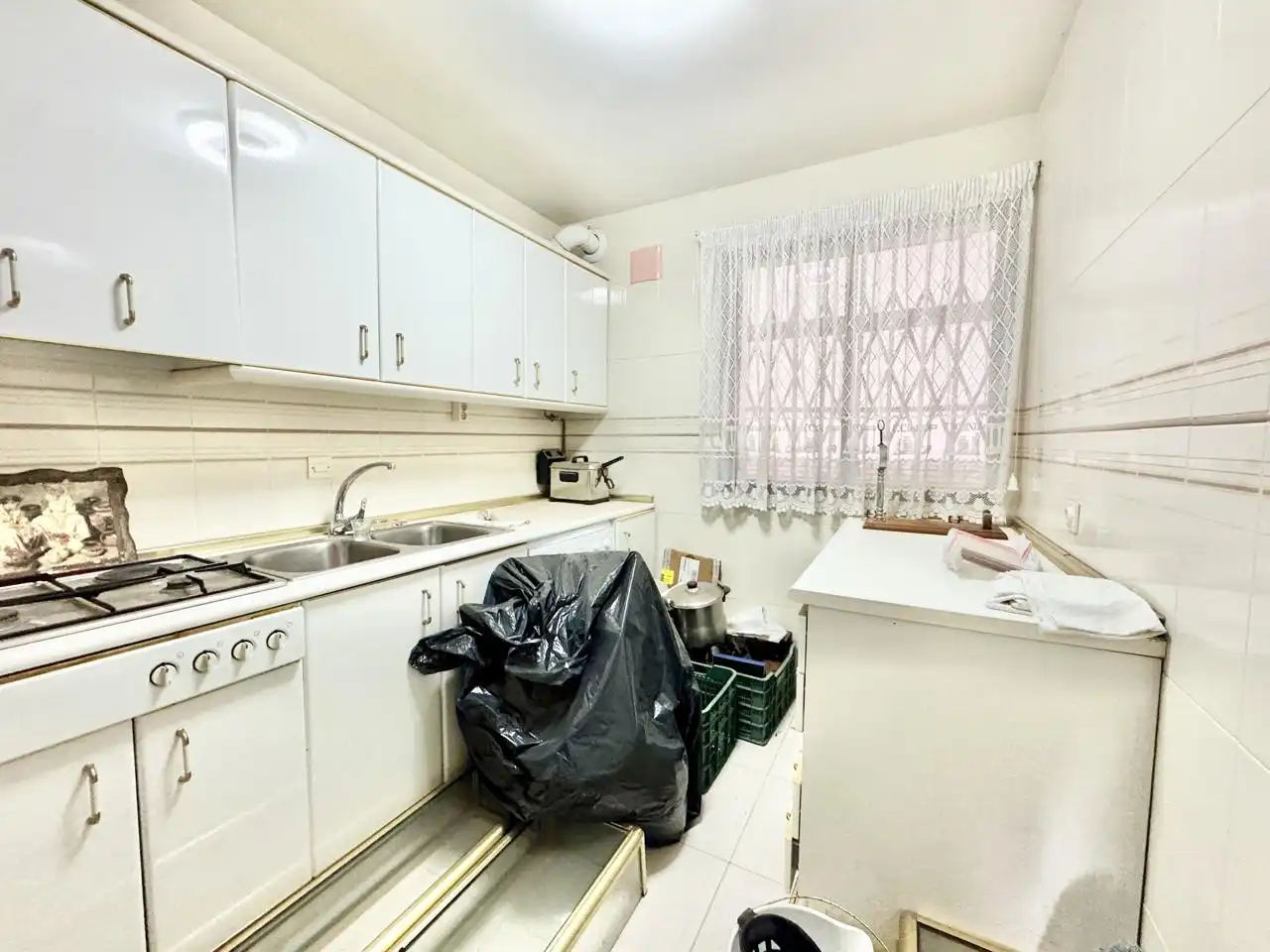 Cocina de Local en venta en Maello con Aire acondicionado