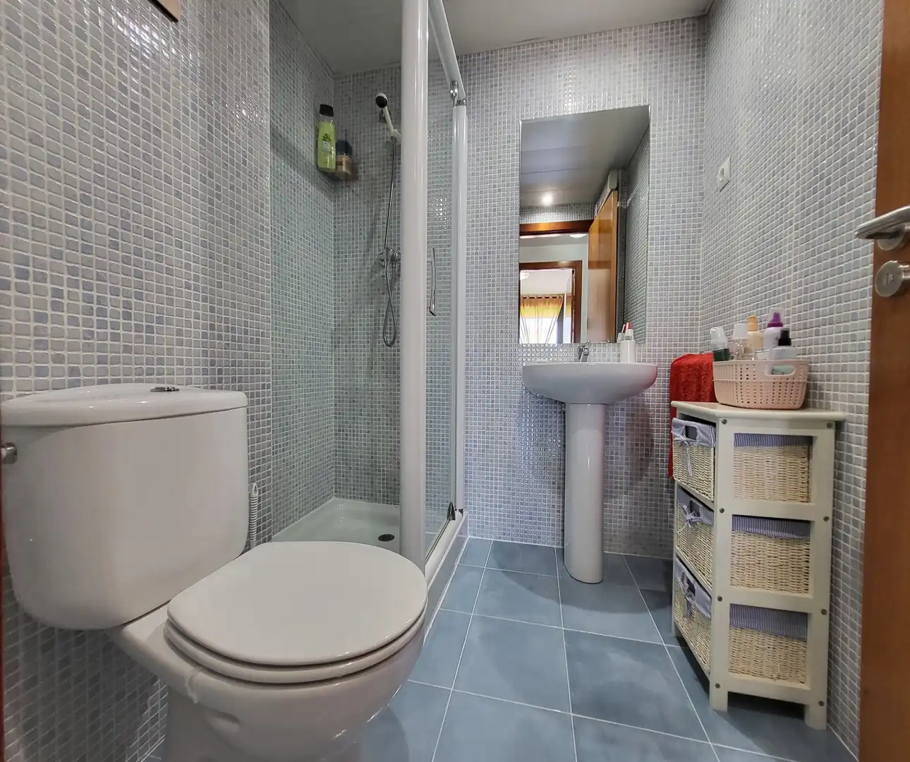 Baño de Ático de alquiler en Cubelles con Aire acondicionado, Calefacción y Terraza