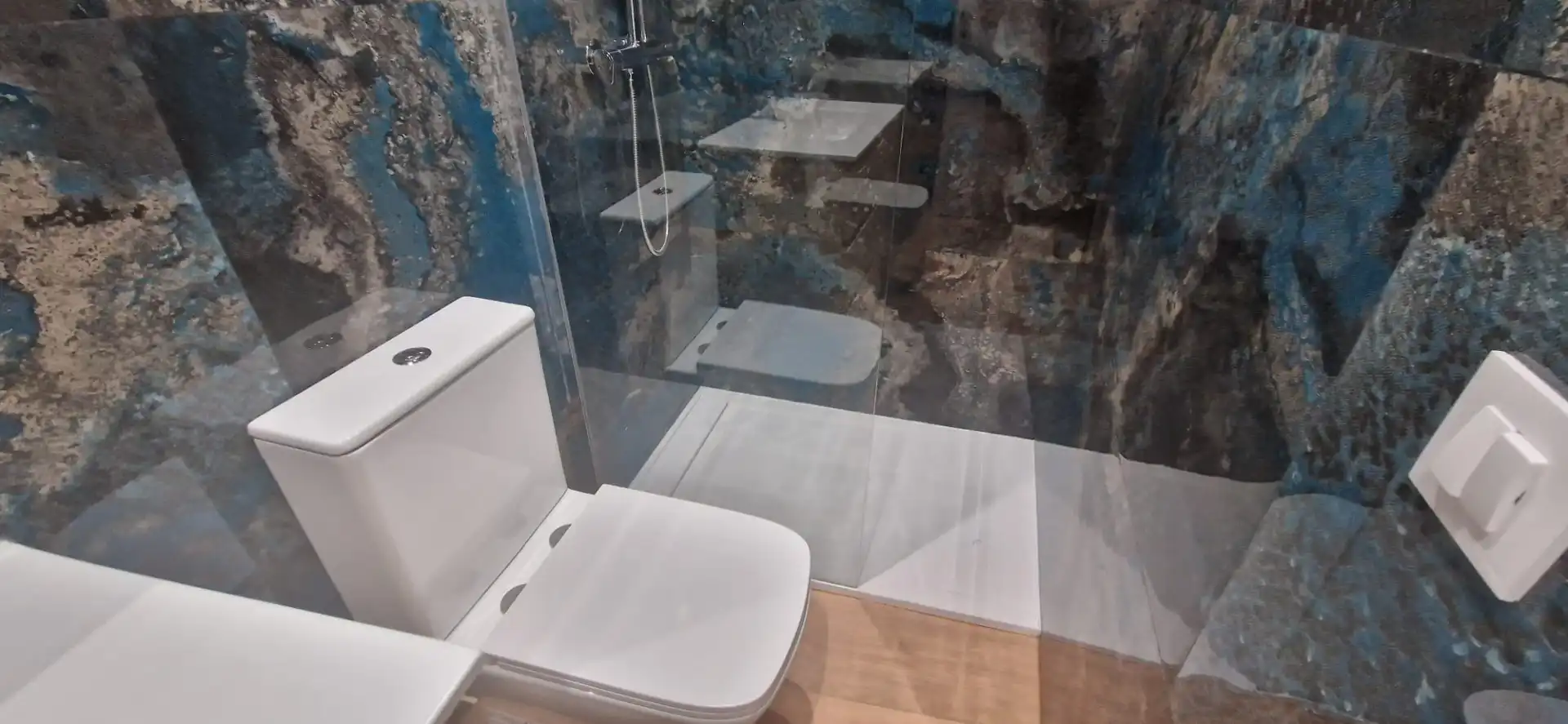 Baño de Apartamento en venta en Madrid con Aire acondicionado, Calefacción y Amueblado