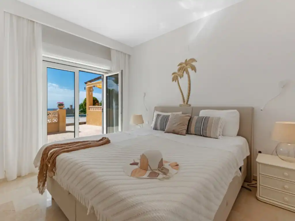 Houses for sale in Avenida Europa, Poble Nou - Montiboli