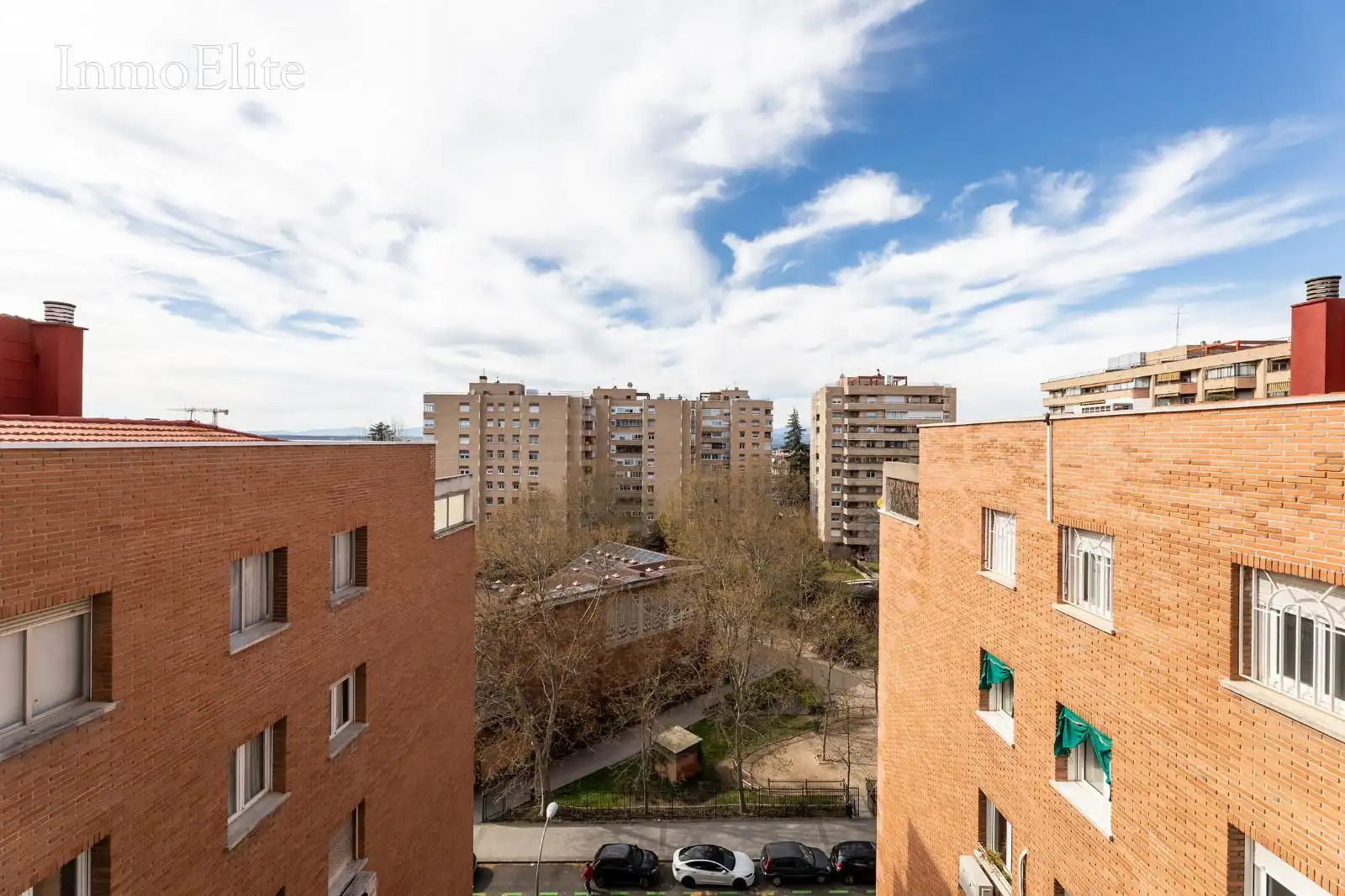 Außenansicht von Wohnung zum Verkauf in Madrid mit Heizung, Parkett und Terrasse