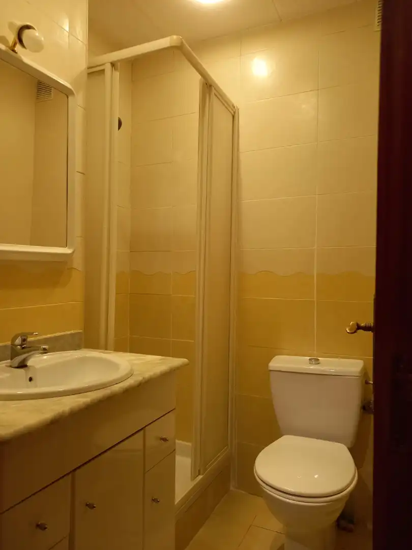 Flat for sale in Carrer de Covadonga, imagen 6