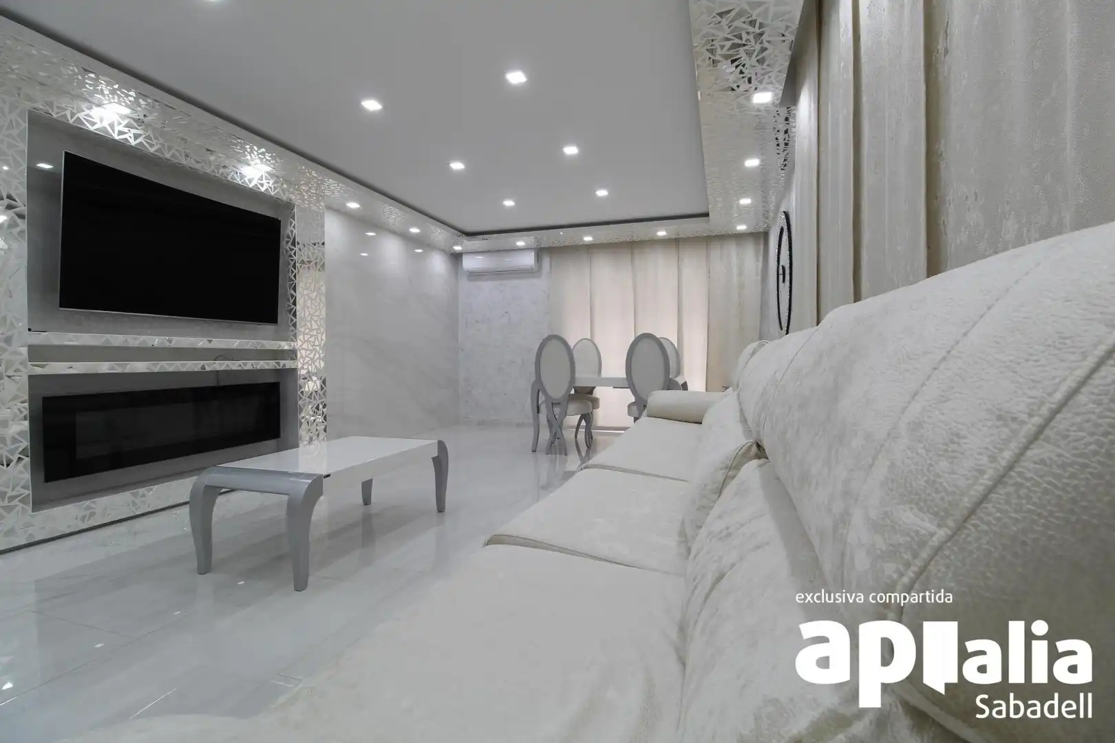 Detached house with terrace for sale in Carrer PIRINEUS, imagen 18
