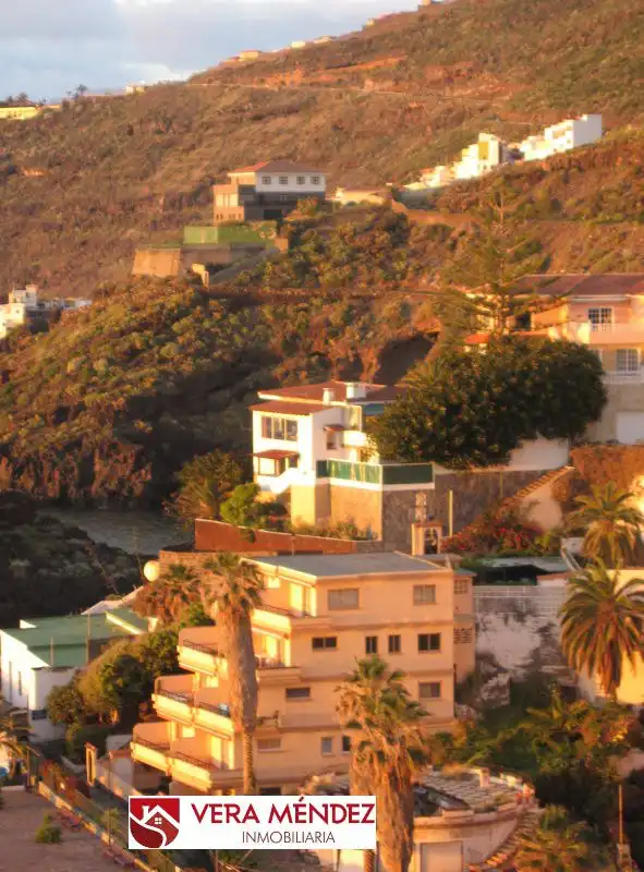 Vista exterior de Casa o xalet en venda en Tacoronte amb Jardí privat i Piscina