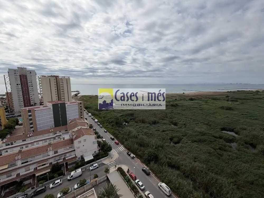 Piso en venta en La Pobla de Farnals con Balcón y Piscina comunitaria