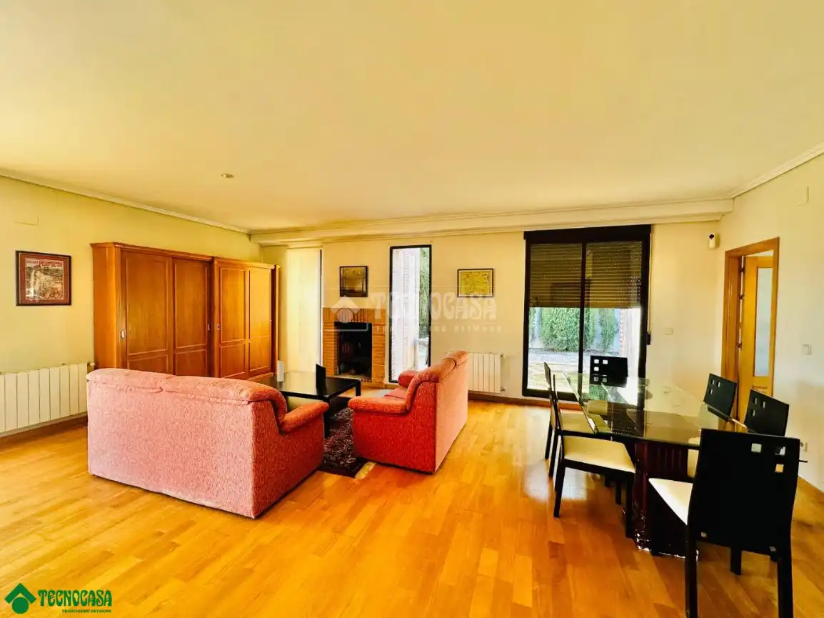 Sala de estar de Casa o chalet en venta en Layos con Calefacción y Jardín privado