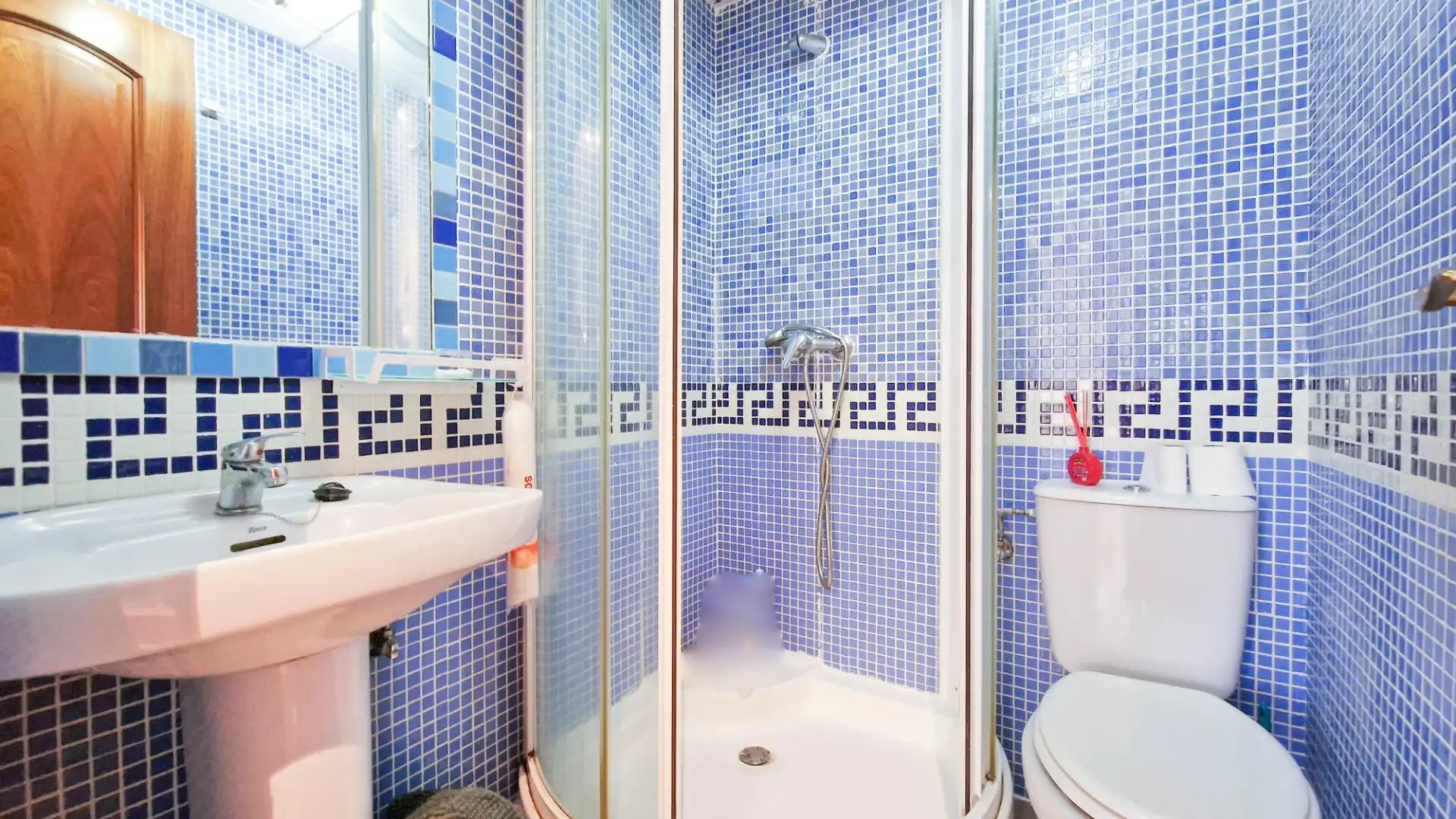 Bathroom of Flat for rent in Badajoz