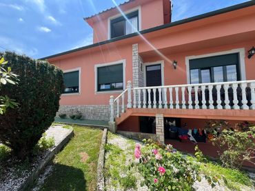 Villa à vendre à Valdoviño