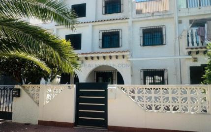 Photo 2 of Duplex for sale in Zona Playa de los Locos, Alicante