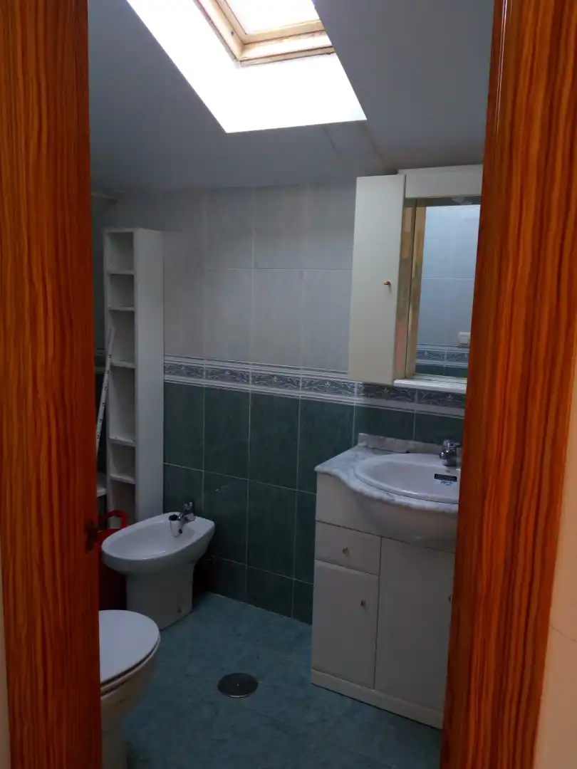 Bathroom of Attic for sale in Jarandilla de la Vera  with Furnished