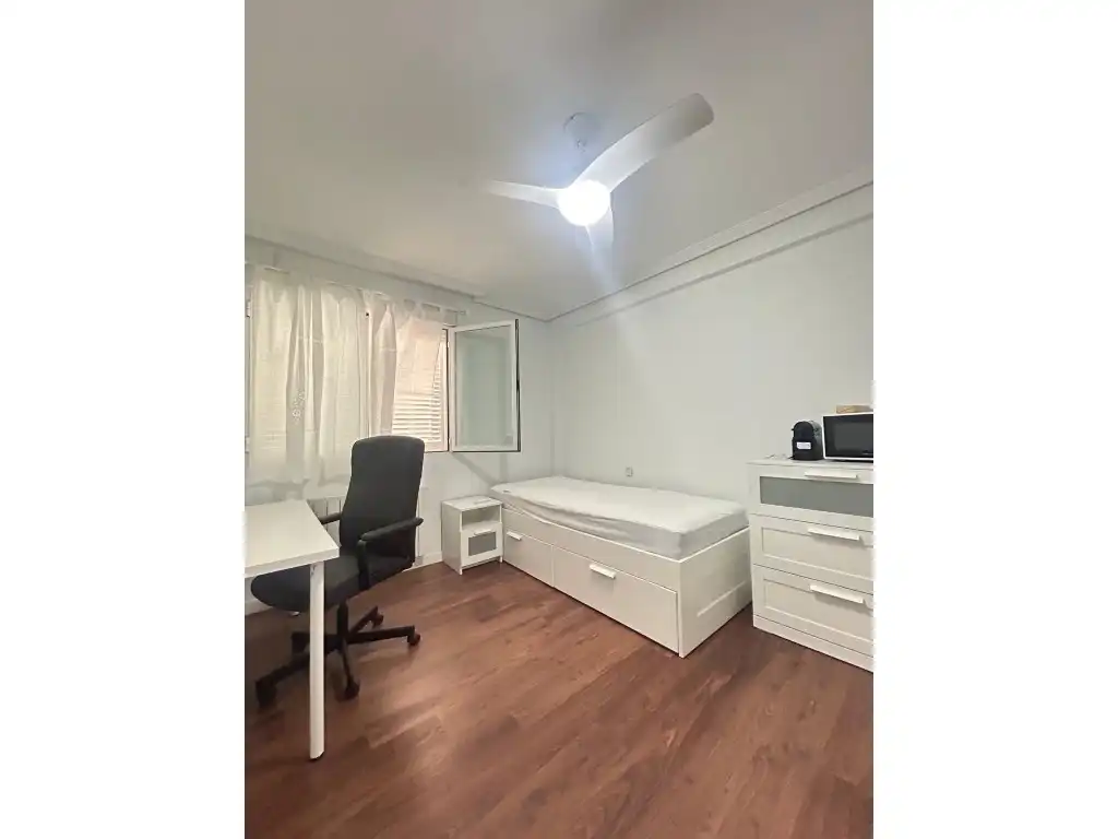 Habitación en Calle Francisco Pizarro, Villanueva de la Cañada ciudad