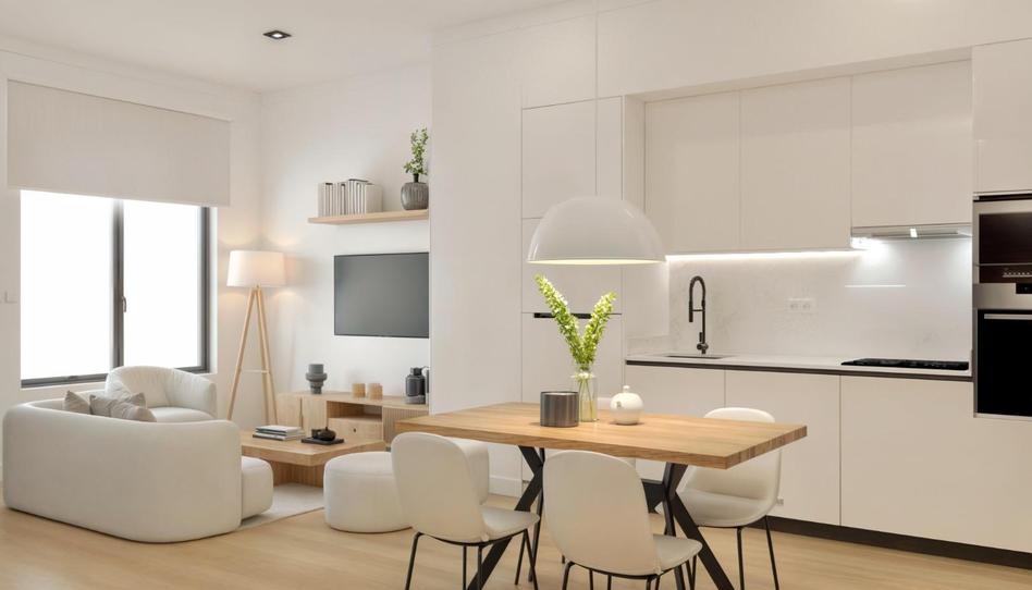 Photo 1 of Flat for sale in Calle Monasterio Sigena, Los Olivos, Huesca