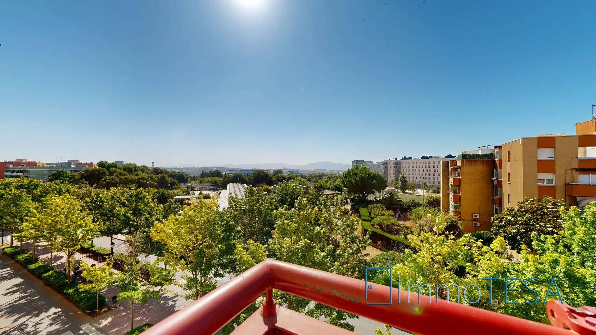 Vista exterior de Pis en venda en Barberà del Vallès amb Aire condicionat, Calefacció i Parquet