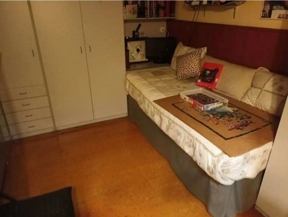Bedroom of Buildings for sale in Barcelona