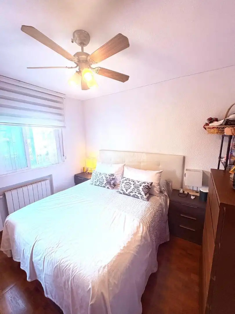 Bedroom of Flat for sale in Fuenlabrada  with Air Conditioner and Heating