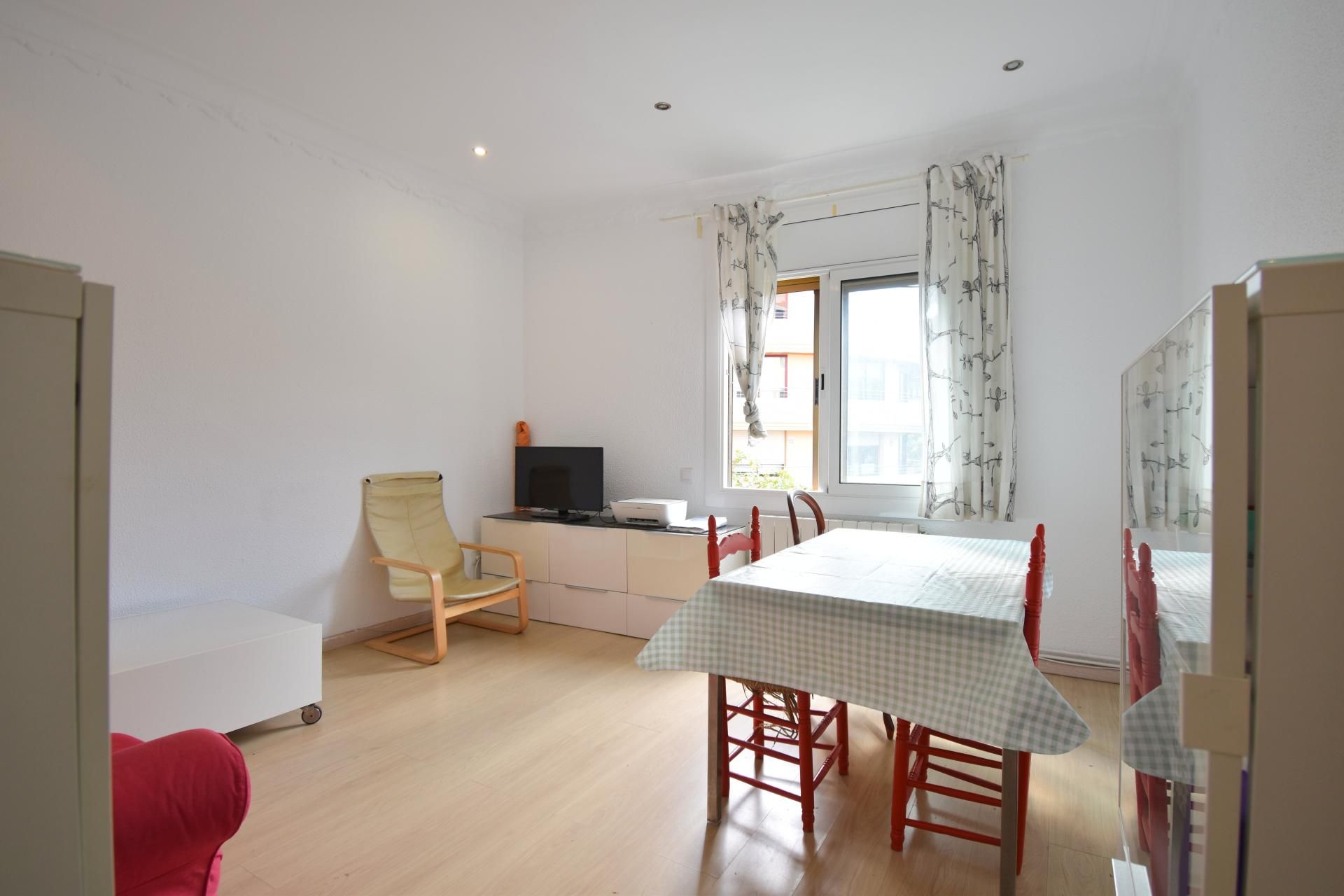 Bedroom of Flat for sale in  Barcelona Capital  with Heating, Private garden and Oven