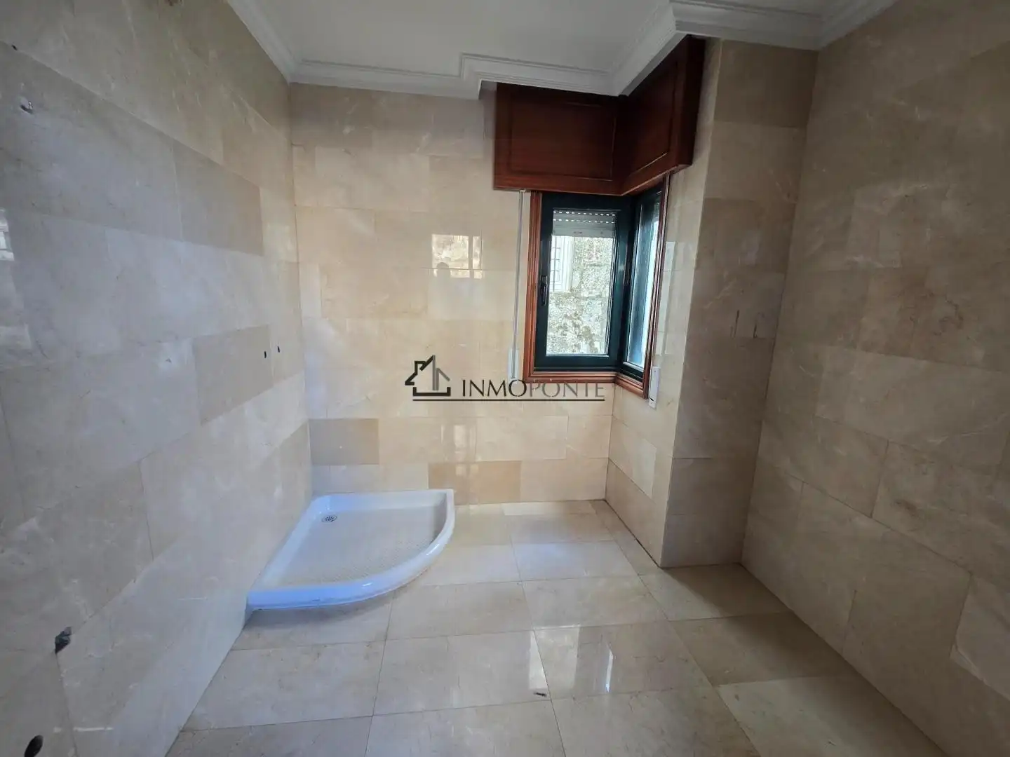 Baño de Dúplex en venta en Pontevedra Capital 