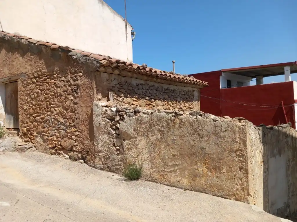 Exterior view of Houses for sale in Calles