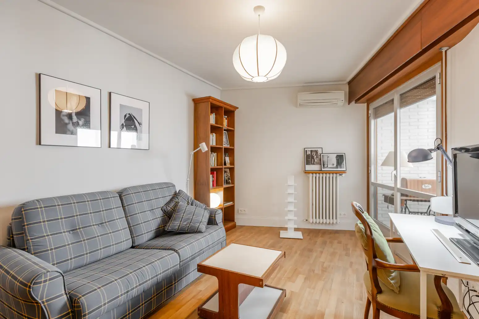 Sala de estar de Piso de alquiler en  Pamplona / Iruña con Aire acondicionado, Calefacción y Terraza