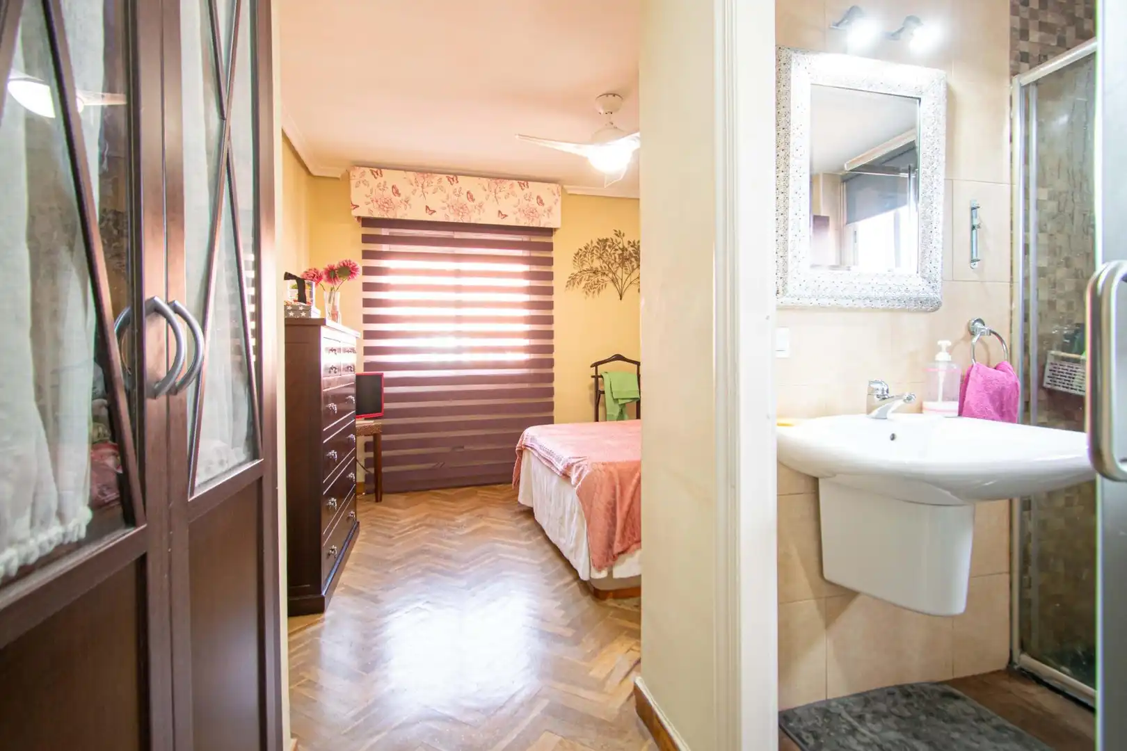 Bedroom of Attic for sale in Sevilla  with Air Conditioner, Heating and Parquet flooring