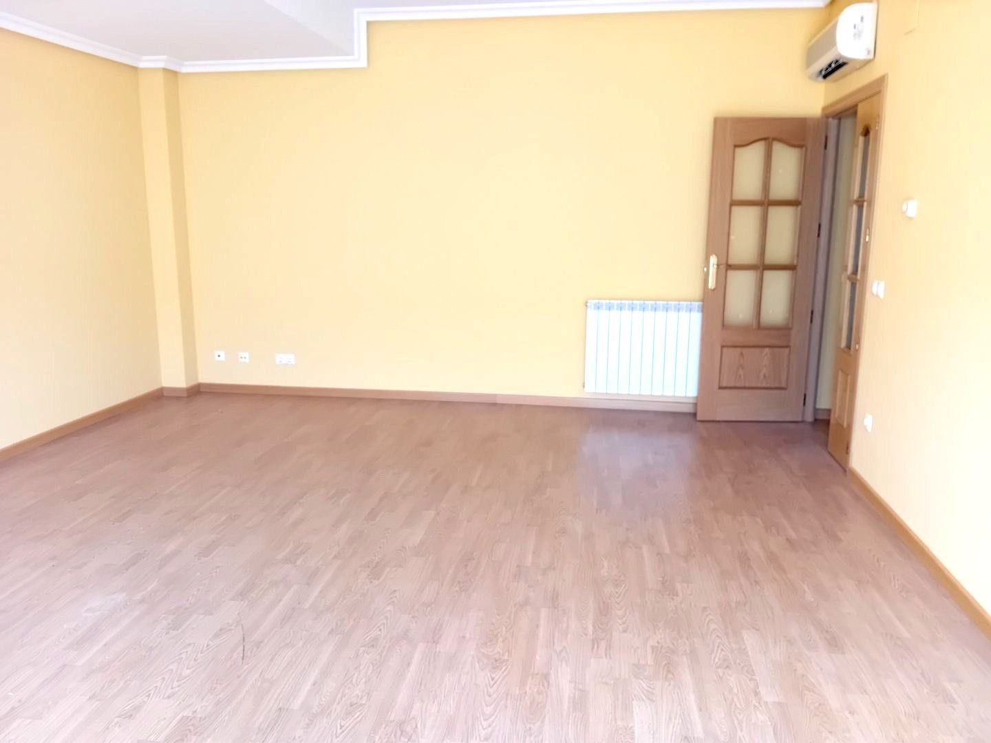 Living room of House or chalet for sale in Pozuelo de Calatrava  with Air Conditioner, Heating and Terrace