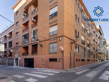 Piso con balcón en venta en Calle SANTA LUCIA