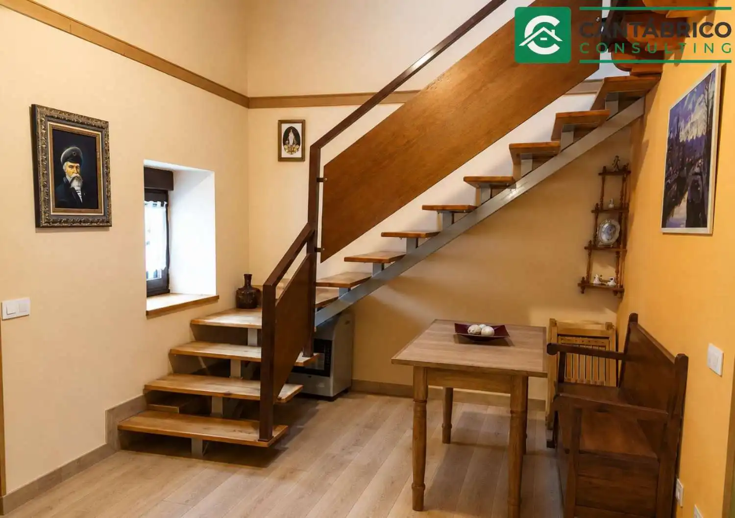 Haus oder Chalet zum Verkauf in Navia mit Heizung, Terrasse und Möbliert