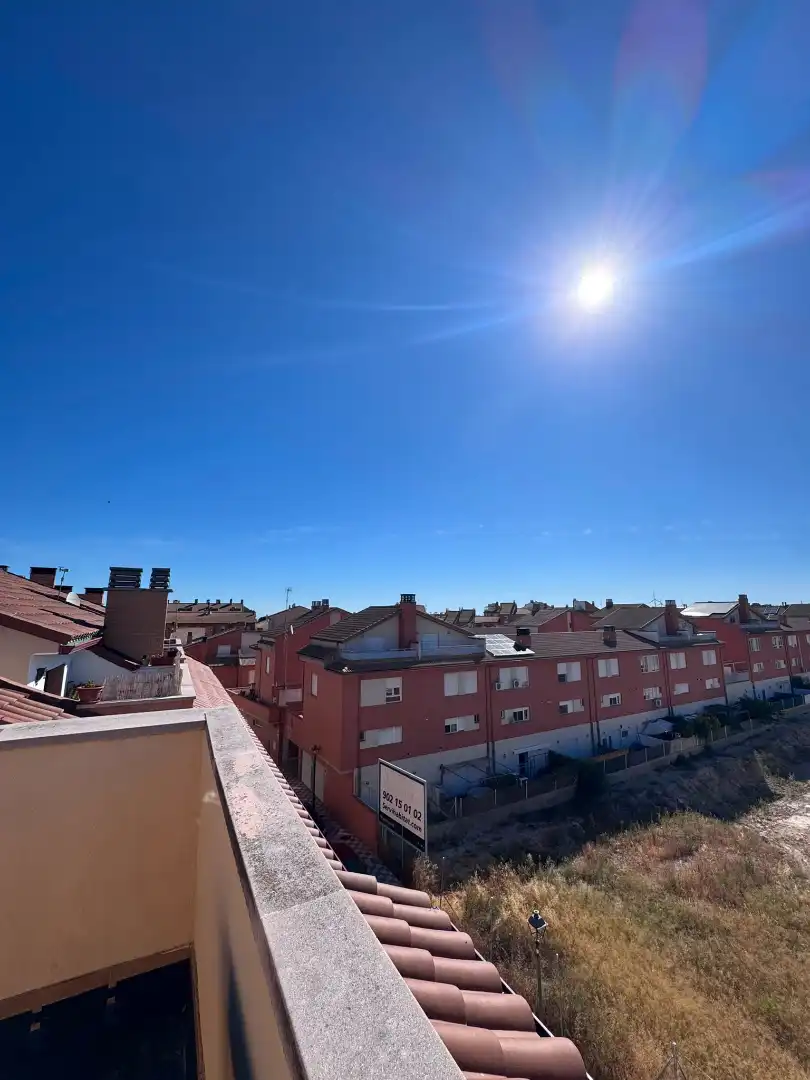Außenansicht von Maisonette zum Verkauf in La Muela mit Klimaanlage, Heizung und Privatgarten