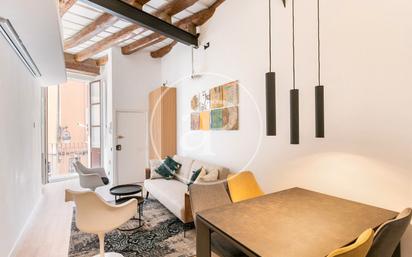 Living room of Flat for sale in  Barcelona Capital  with Air Conditioner and Balcony