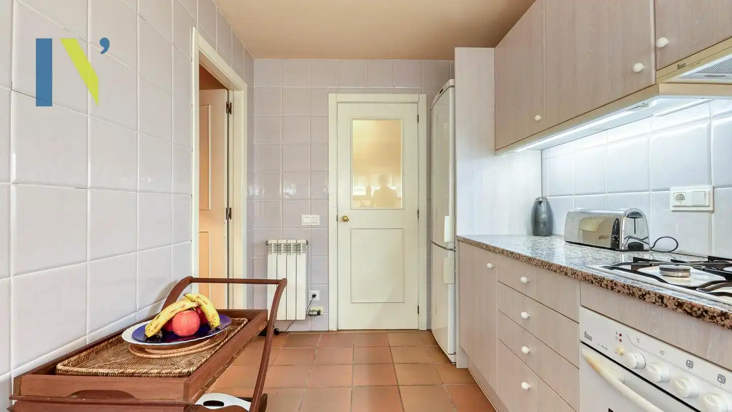 Casa amb piscina en venda a Avinguda Josep Maria de Ventos, imagen 14