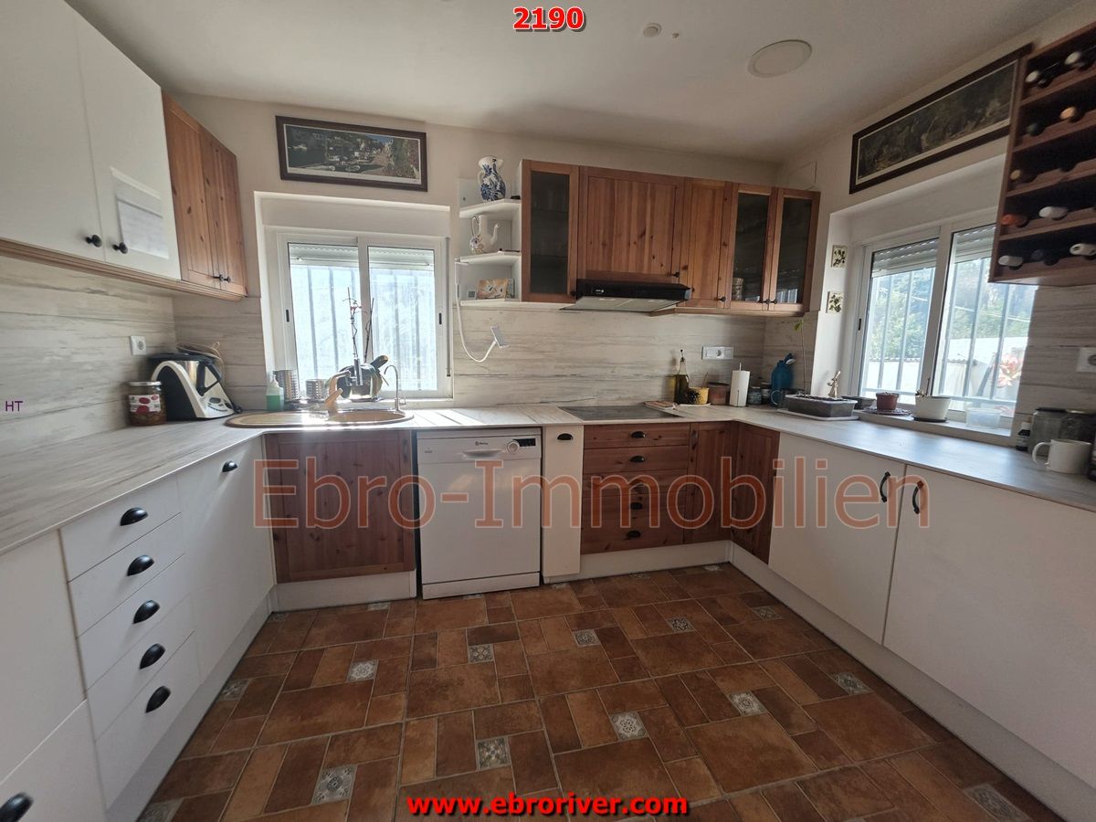Kitchen of Single-family semi-detached for sale in Tortosa  with Terrace and Storage room